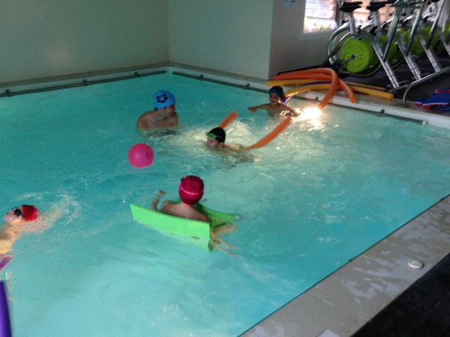 Anniversaire Dans La Piscine Thalispa