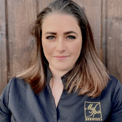 Charline | Responsable SPA 2ème Meilleures mains (2017) et Experte en Shiatsu Charline Esthéticienne Masseuse